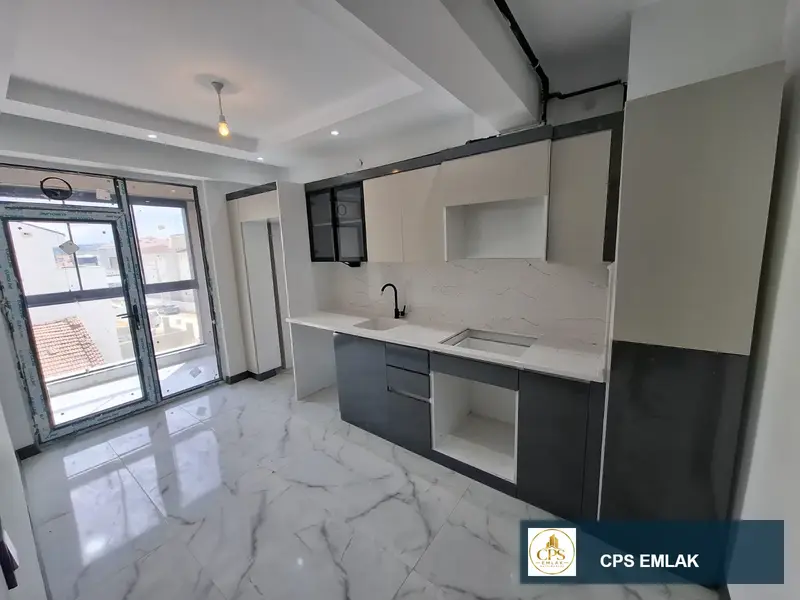 İKİNCİ ARABACILAR CADDESİ YAKINI ULTRA LÜKS 2+1 MODERN DAİRE