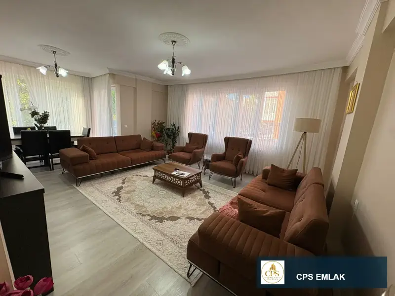 VİŞNELİK TAŞKÖPRÜ CADDESİNDE FIRSAT GENİŞ 2+1 FERAH DAİRE