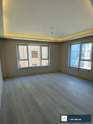SÜTLÜCEDE 1. KAT LÜKS GENİŞ IŞIK ALAN 2+1 SIFIR DAİREMİZ
